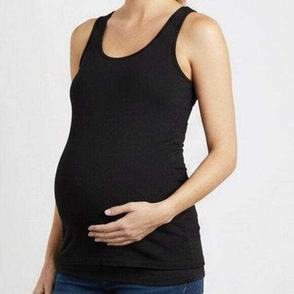 BeMaternity by Ingrid & Isabel Tops - Isabel Maternity Ingrid & Isabel Black Tank Top Size L Scoop Neck Basic FLAW